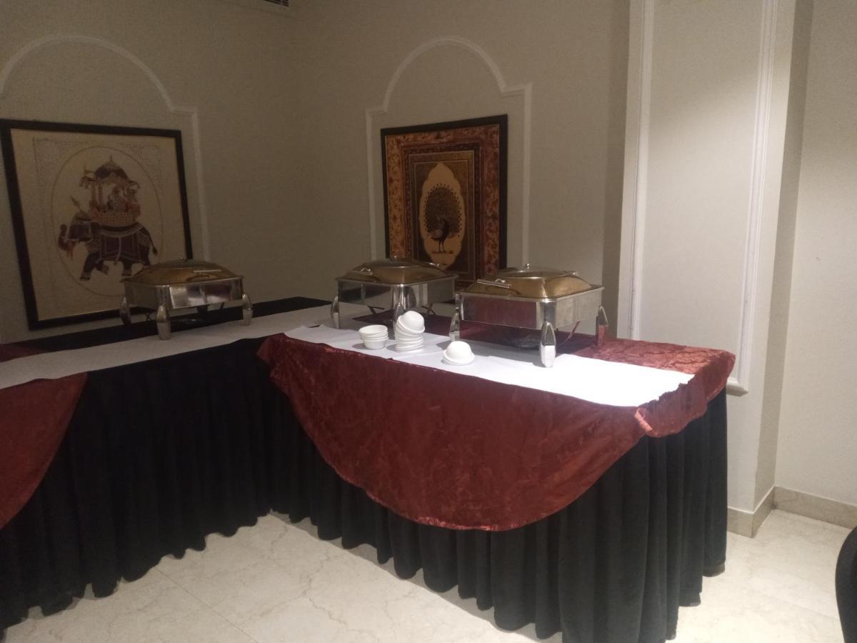 Indralok Palace Hotel & Resort Morena Dış mekan fotoğraf