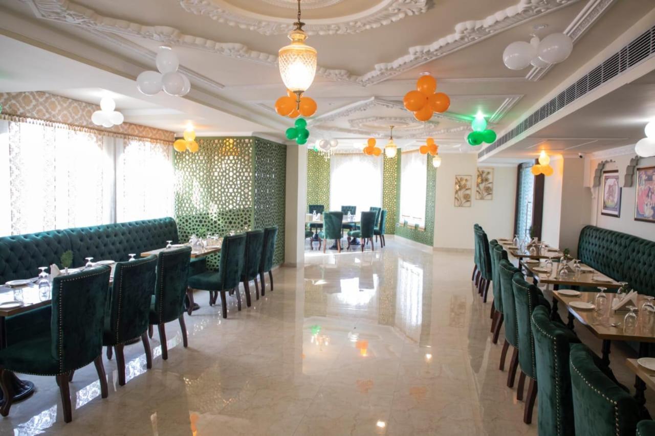Indralok Palace Hotel & Resort Morena Dış mekan fotoğraf
